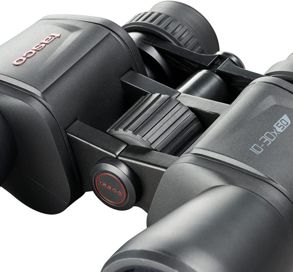 Binocular 10-30X50 MC Zoom - Color: Negro